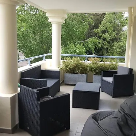 Royal Park - - Royal Park Mae-7591